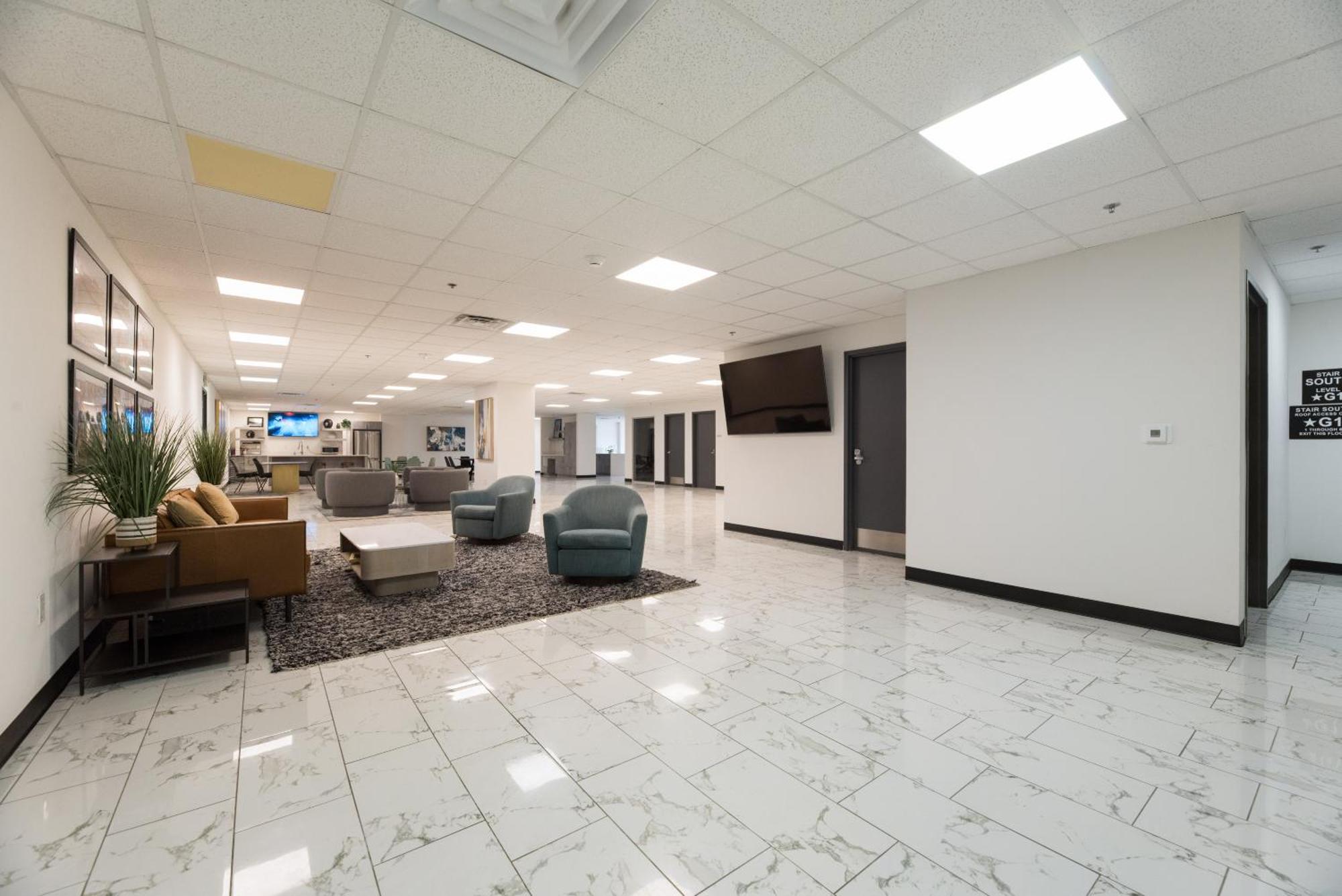 Snappy Loft Style 2Br I Gym I Parking I Workspace 댈러스 외부 사진